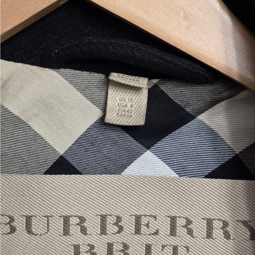 Size 8 Burberry Black Trench Coat for Women - Picture 3 of 13